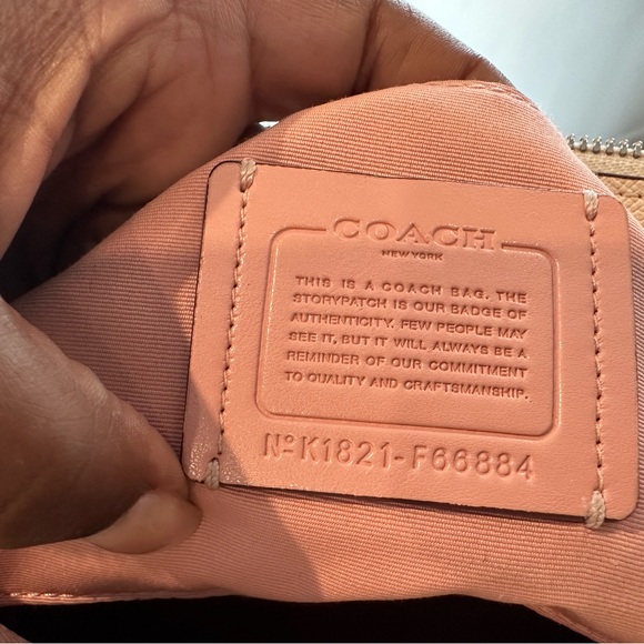 Coach bag *make me an offer!!! - Picture 8 of 10